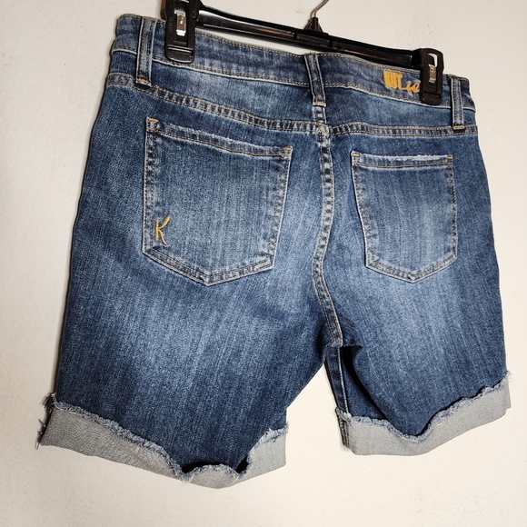 Kut from the kloth Katy boyfriend jean shorts. Cuffed. 6.5". Women's size 4. - Picture 10 of 15